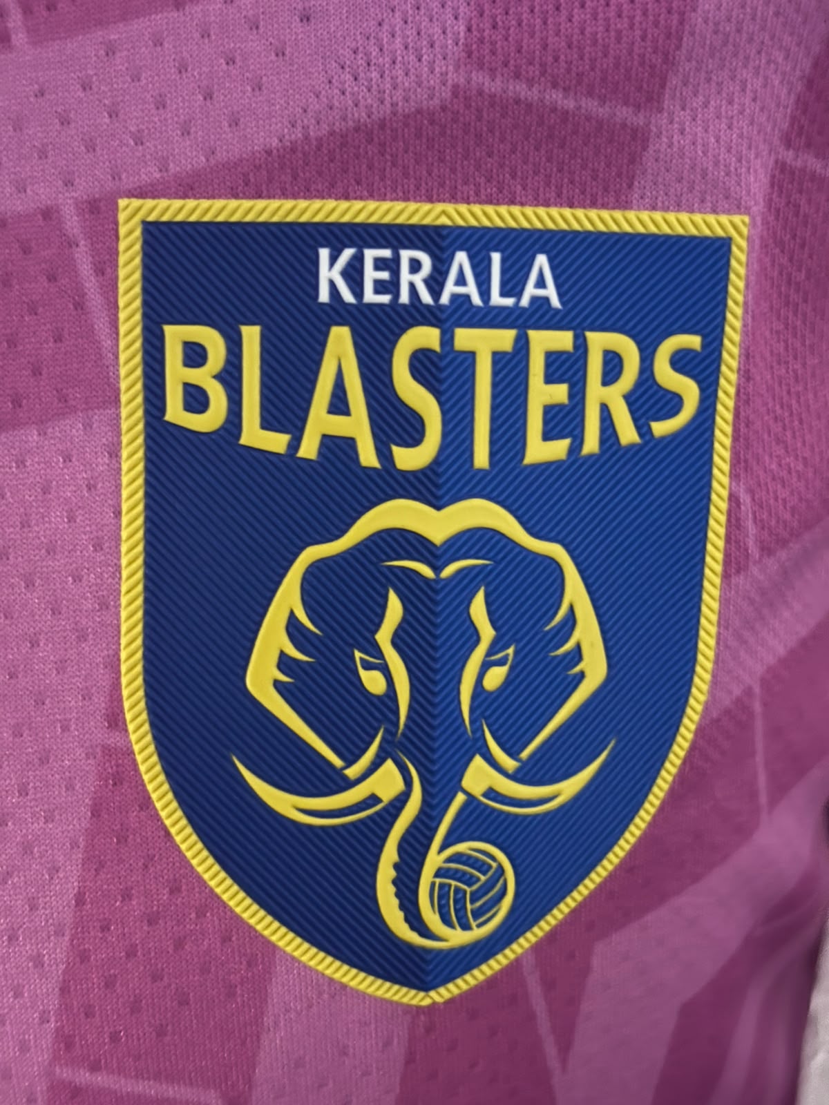 Kerala Blasters Keepershirt 2021-2022 BNWT (M) (10/10)