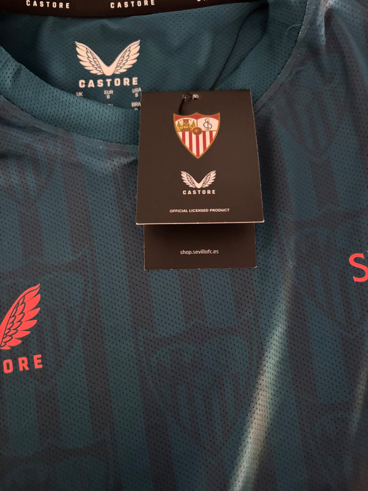 Sevilla Players Training Shirt (S&L) (10/10)