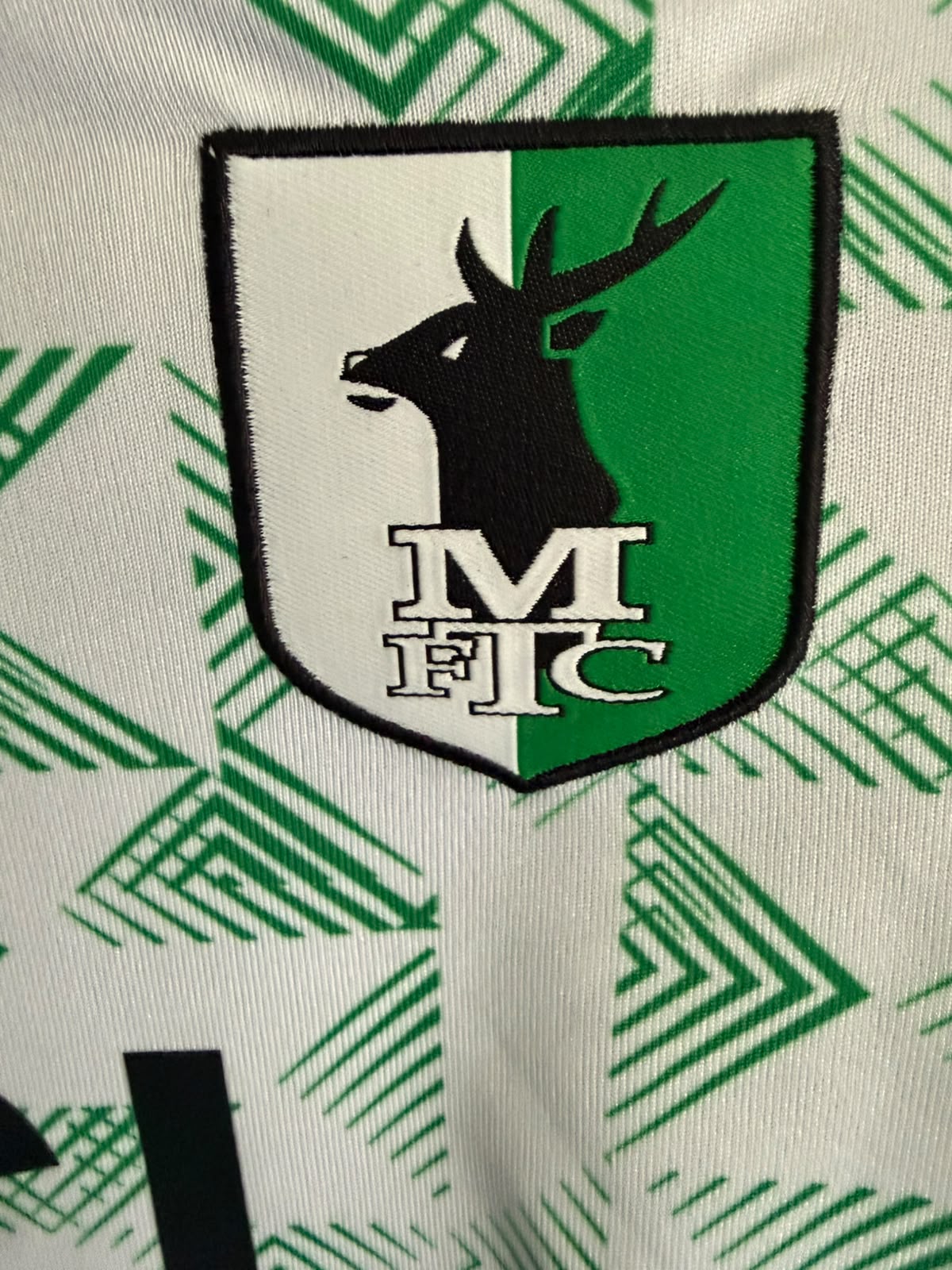Mansfield Town Uitshirt 2024-2025 Kids BNWT (146) (10/10)