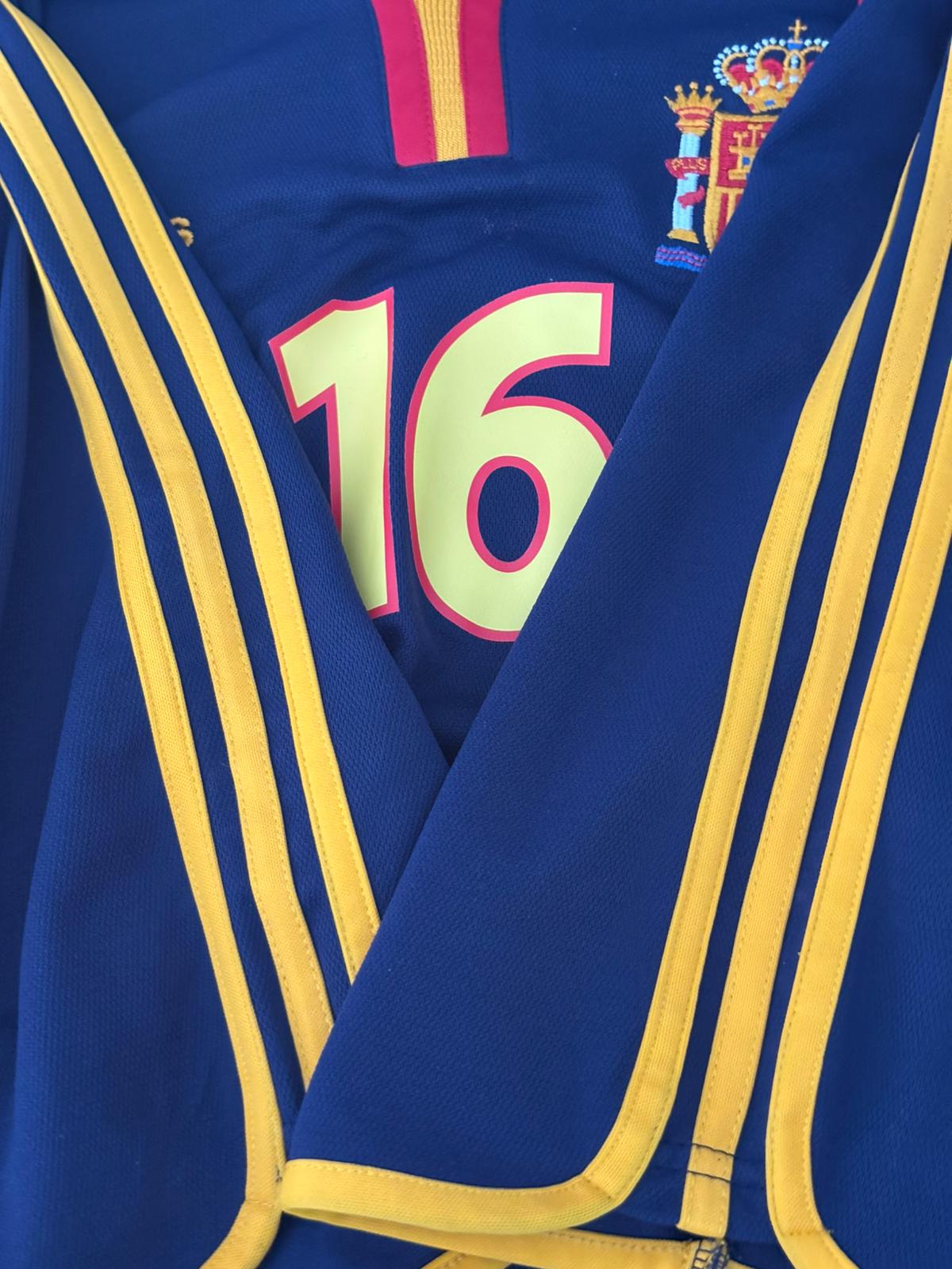 Spanje Uitshirt 2000-2002 #16 Mendieta (XL) (9/10)