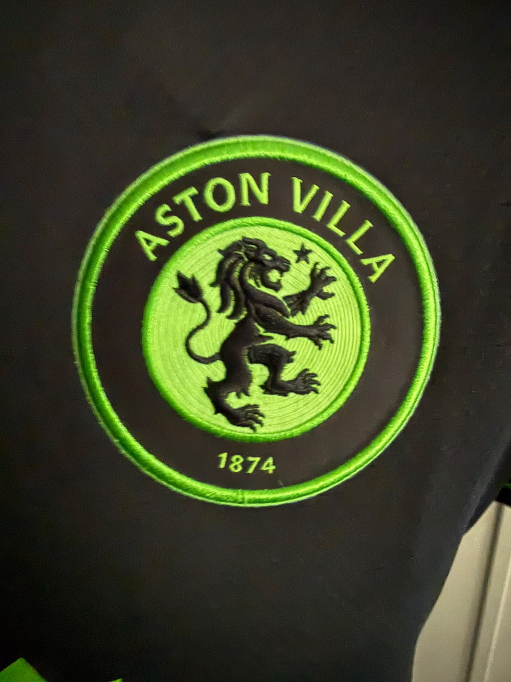 Aston Villa Keepershirt 2023-2024 (M) (10/10) BNWT