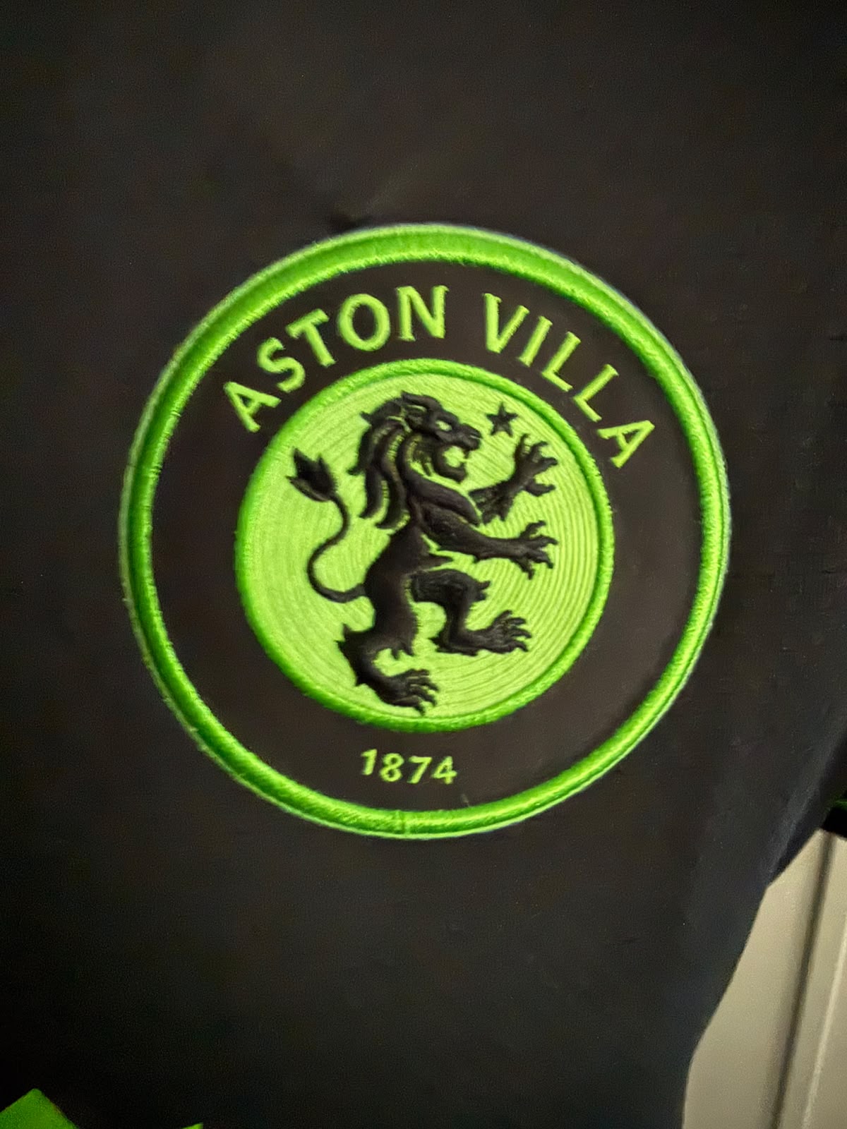 Aston Villa Keepershirt 2023-2024 (M) (10/10) BNWT